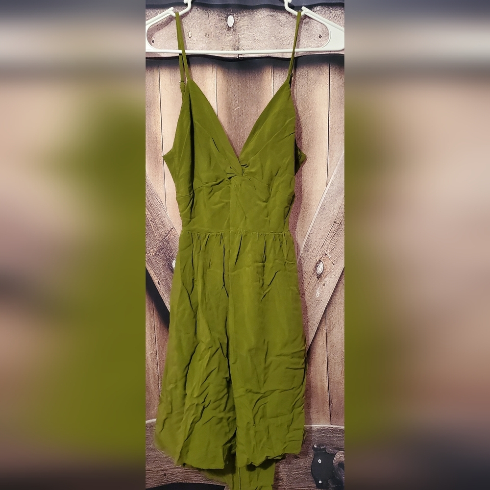 B2G1F Cupshe, Size Small, Olive Green Sleeveless Dress